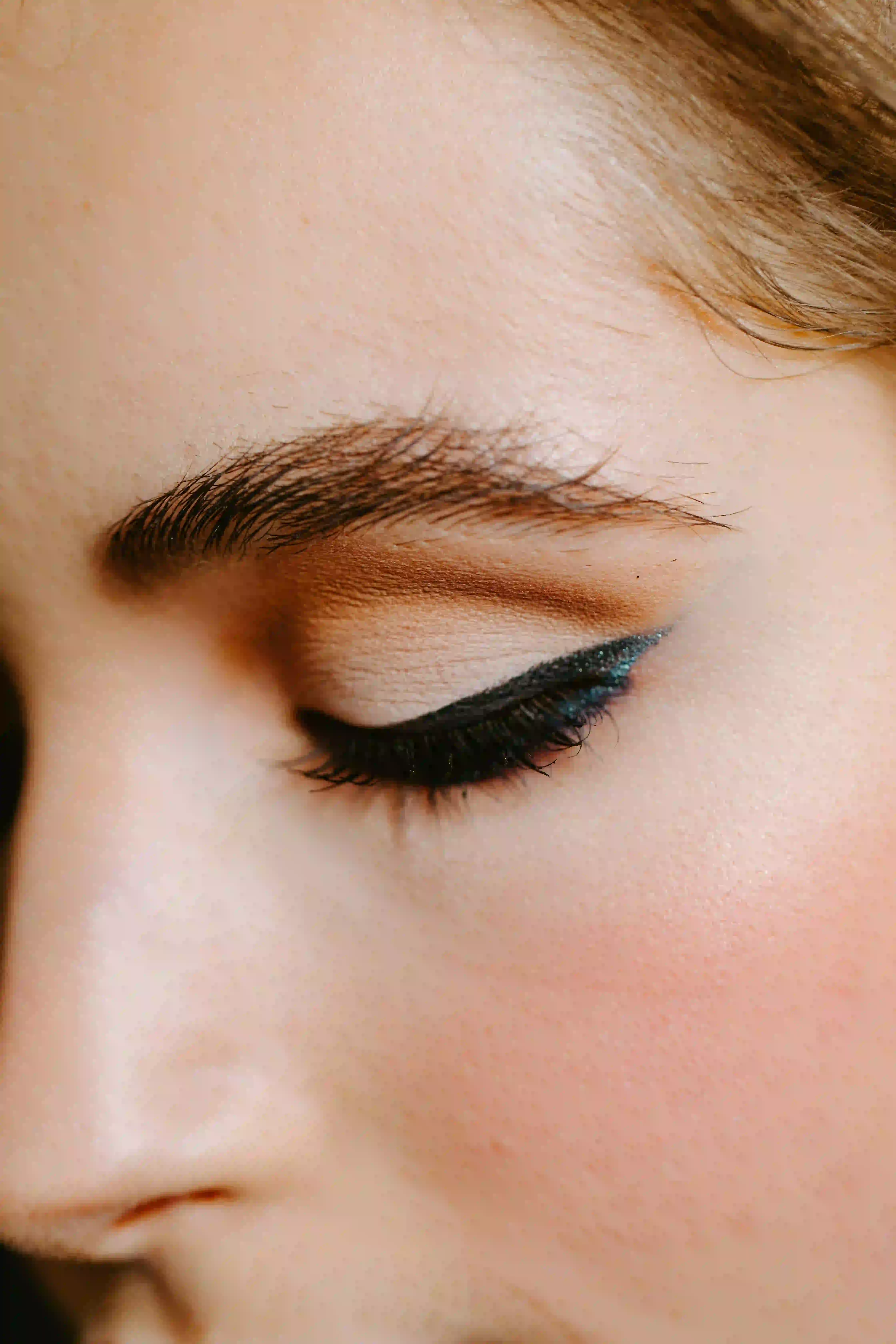 Kalıcı Eyeliner
